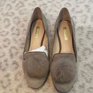 Suede shoe with fur embellishment